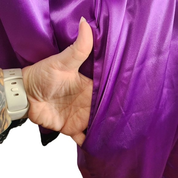 Victoria's Secret Womens Purple Silky Feeling Long Robe Size Small - Picture 8 of 10